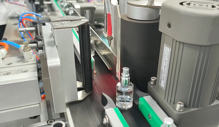 自动小型灌装生产线全新上线 助力中小批量喷剂灌装作业高效落地(图3)