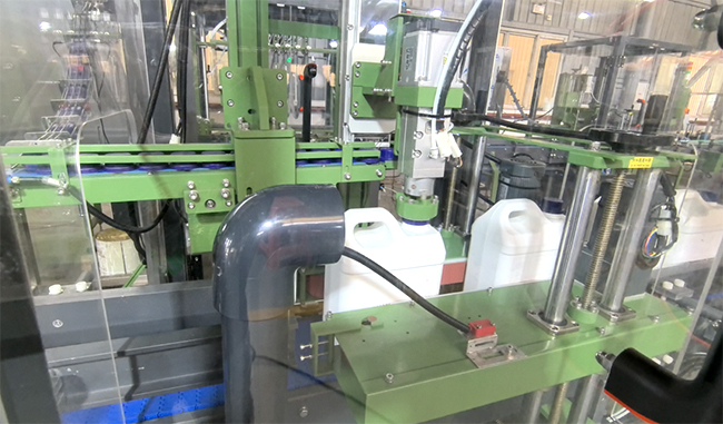 新品线落成！广州星火实现机油润滑油智能化称重灌装(图2)